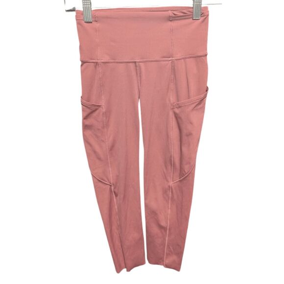 LULULEMON ATHLETICA Fast & Free Crop II 19" (Non-Reflective) Size 2 - Picture 4 of 5